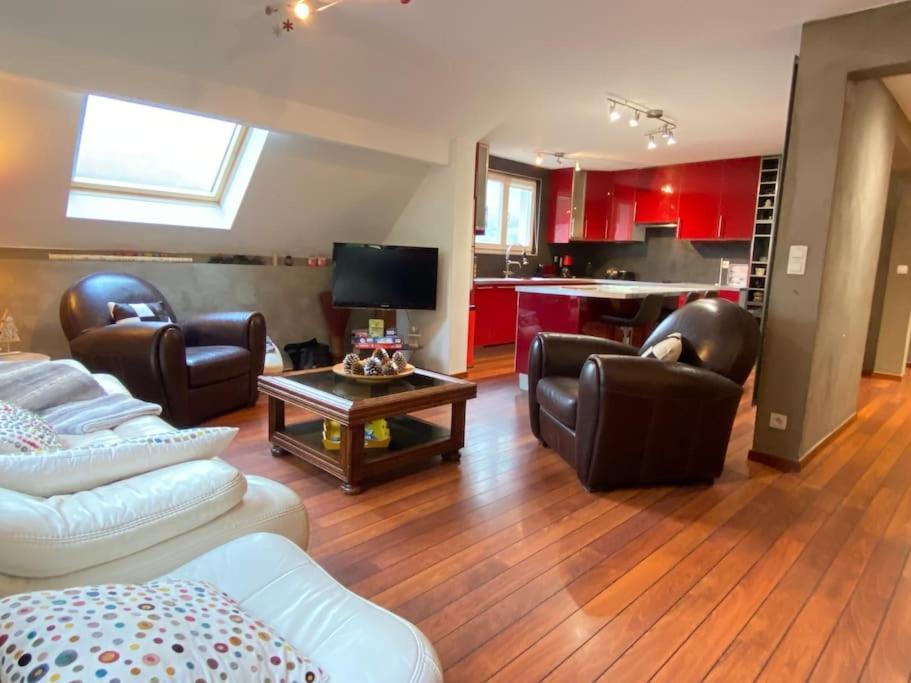T4 de 90m2 pour 6P. 3 chambres. Jardin partagé. Wifi. Parking. Cauterets Exterior foto